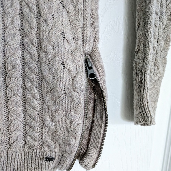 Bundle Sale🌷2/$14 3/$18 4/$20 5/$20 - Picture 5 of 7